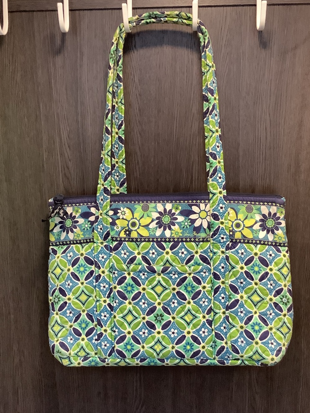 Vera Bradley blue and green daisy patterned bag